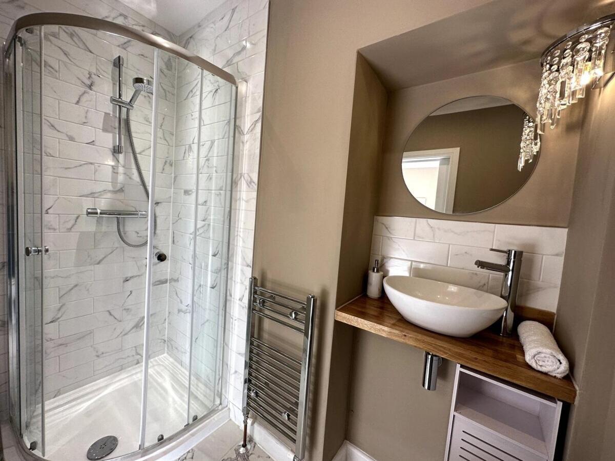 Deluxe Stays @ Libra Spaces Kingston upon Hull Bilik gambar